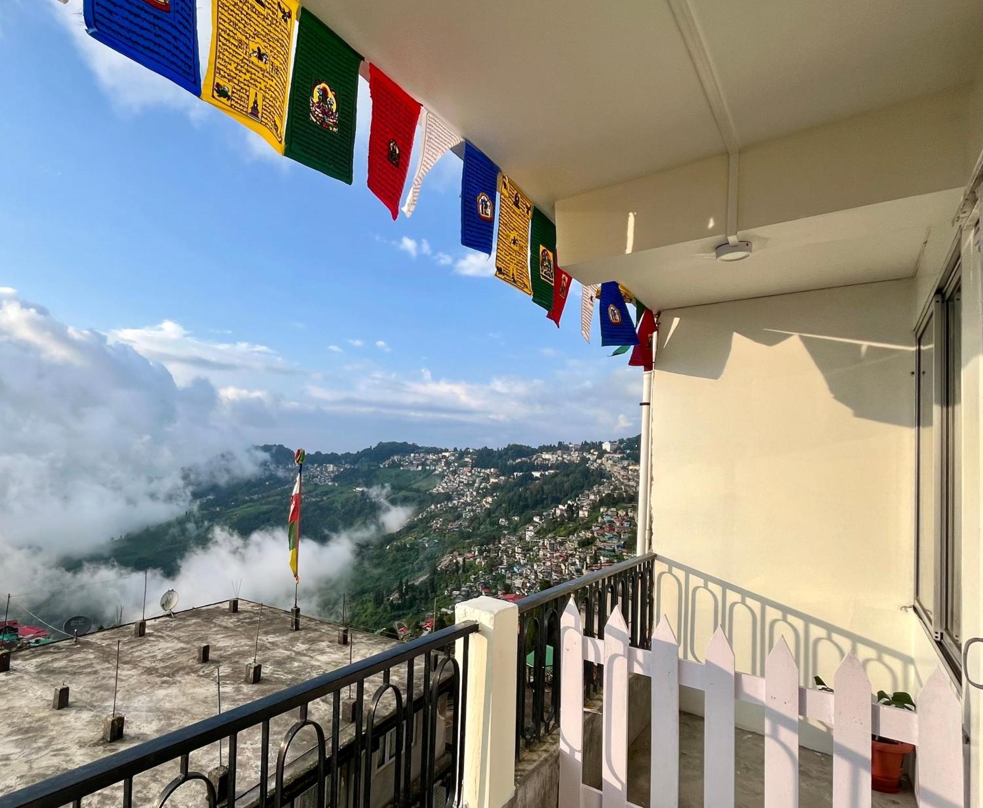 דרג'ילינג Gorkha Heritage Home מראה חיצוני תמונה